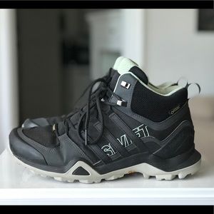 adidas Terrex Swift R2 Mid Gore-Tex® Hiking Boot W